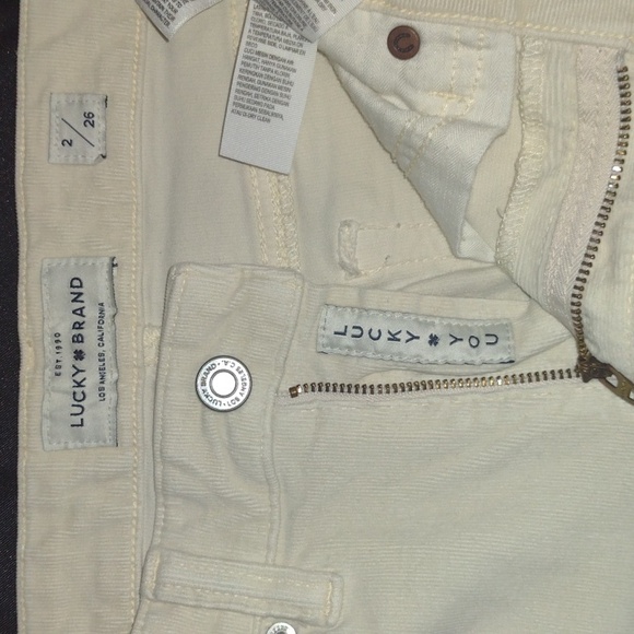 Women's Lucky Brand Size 2/26 Ava Skinny Off White Corduroy Pants. - Picture 3 of 8